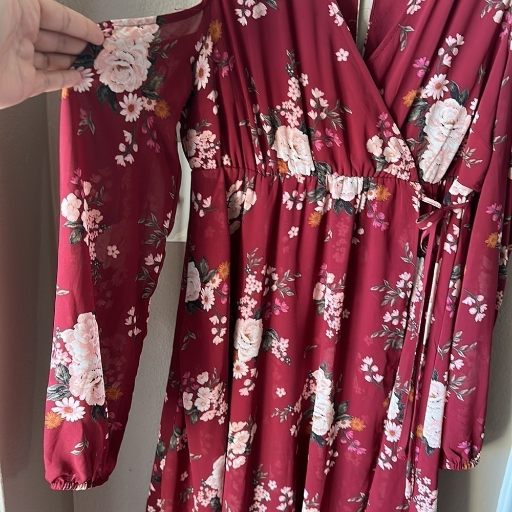TORRID Red Floral Cold Shoulder Chiffon Wrap Dress - Picture 10 of 13
